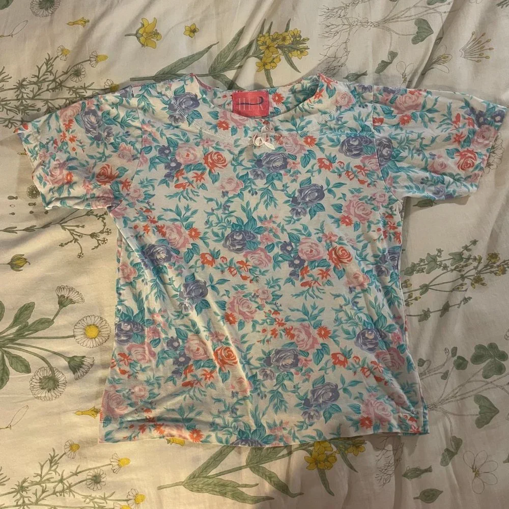 1980s Vintage HER floral cottage style shirt! - Picture 8 of 10